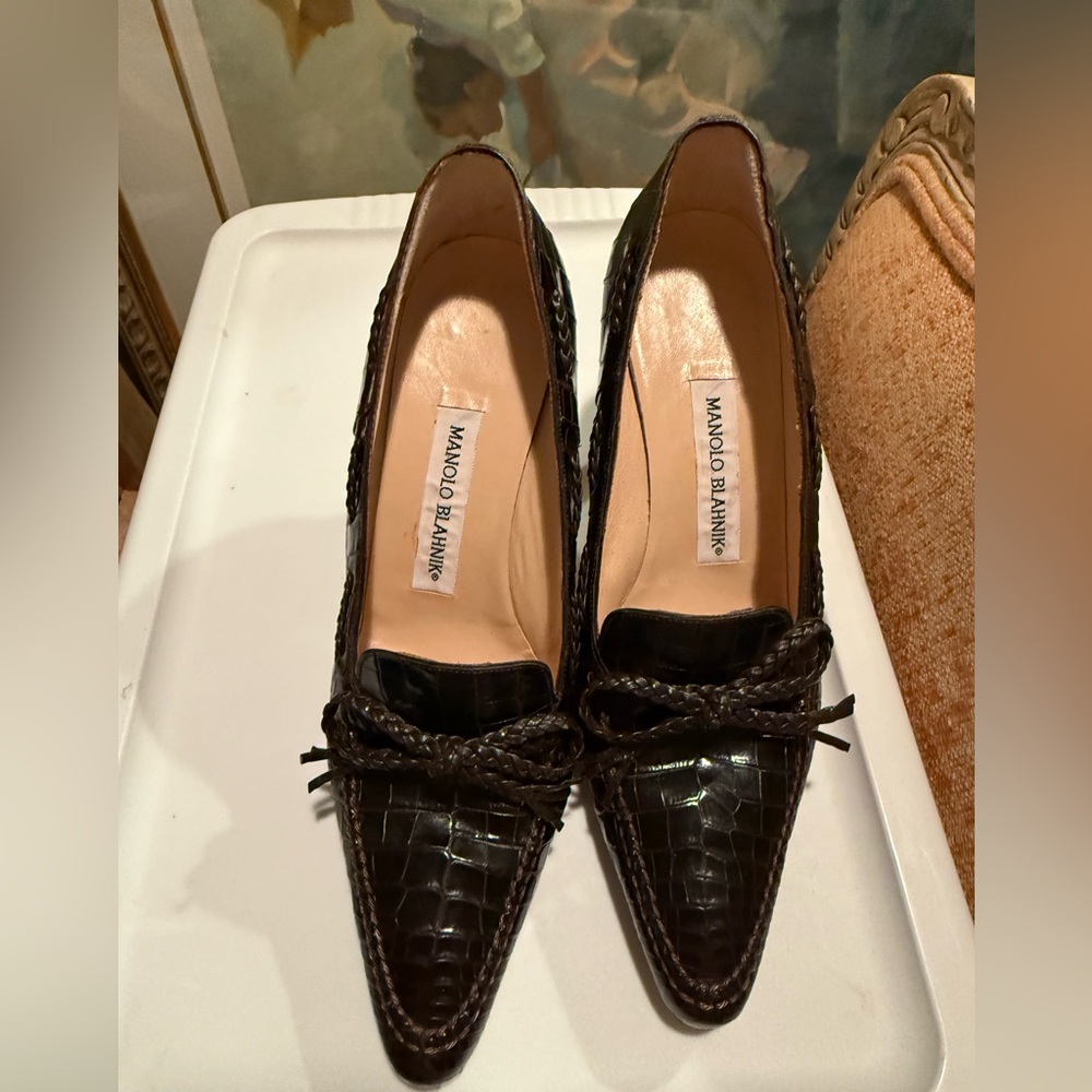 Manolo Blahnik dark brown crocodile heels